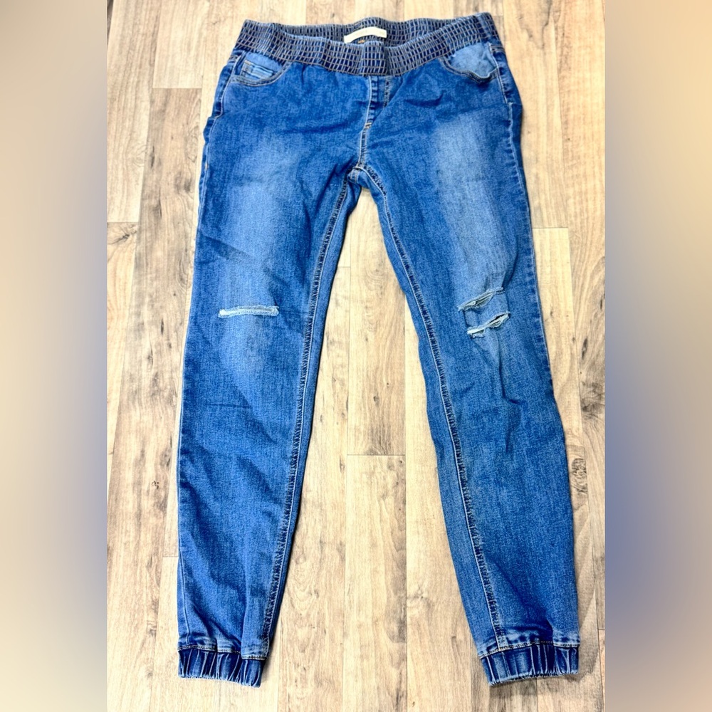 Chiqle Premium Stretch Boyfriend Pull on  Jeans‎ Size 13 NWOT